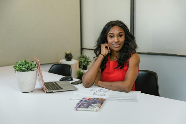 Réinventer l"expérience client : stratégies omnicanal innovantes pour les marques de mode